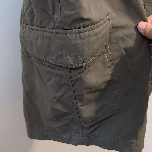 Merrell Olive Green Cargo Shorts Opti Wick - Picture 3 of 8